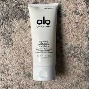 alo glow system Superfruit moisturizing body lotion